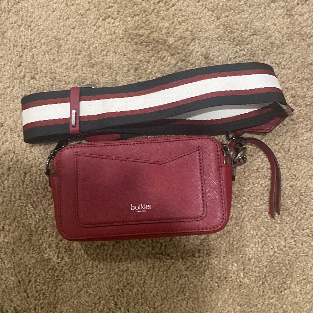 Botkier Cobble Hill Camera Crossbody Burgundy.